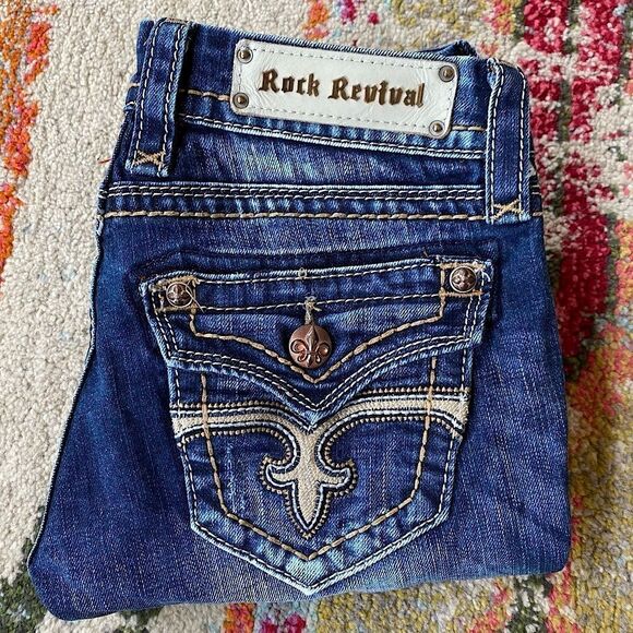 Rock Revival Leah Straight Jeans - Picture 1 of 13